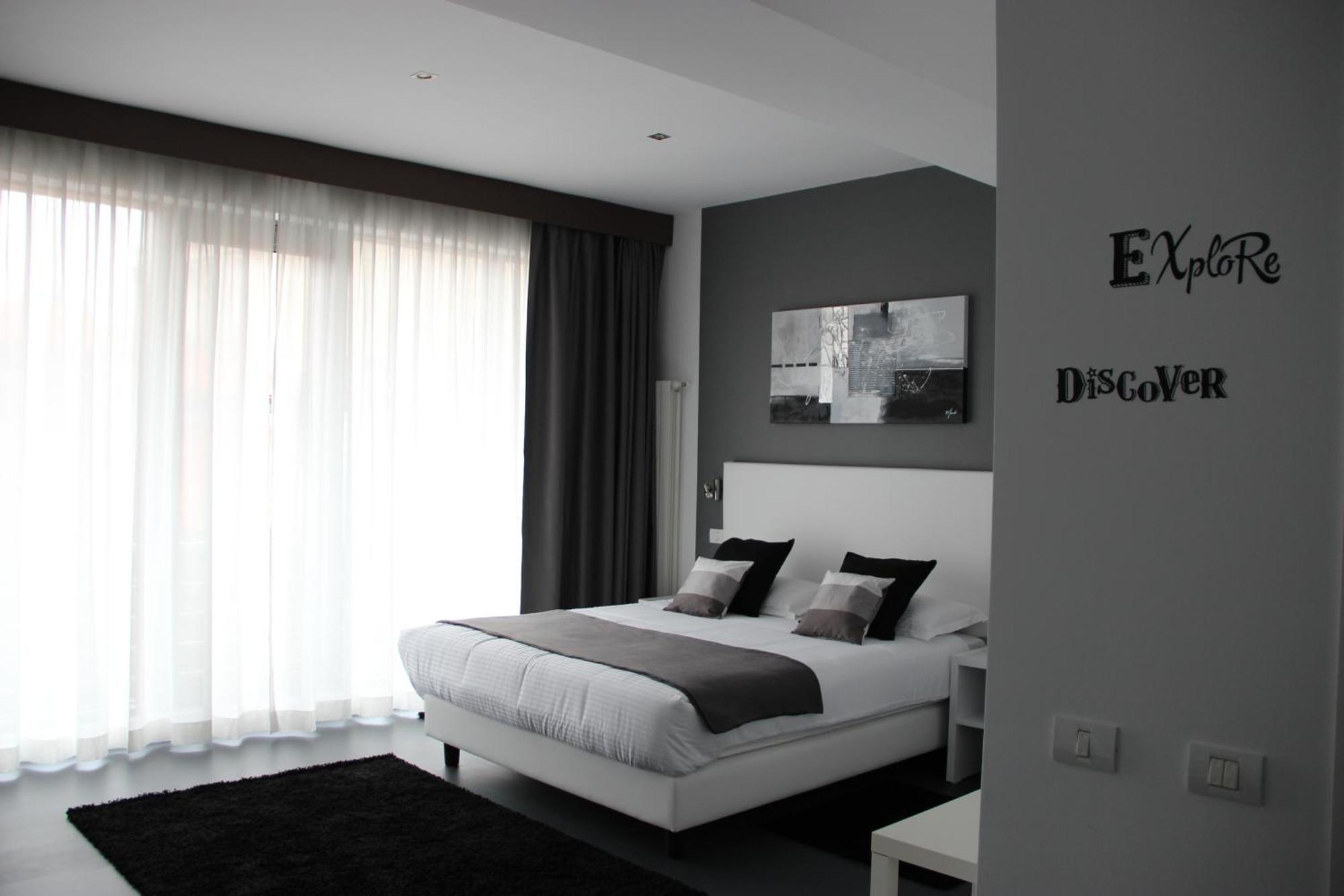 Living Aparthotel Boekarest Kamer foto