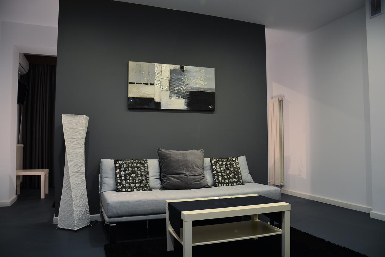 Living Aparthotel Boekarest Kamer foto