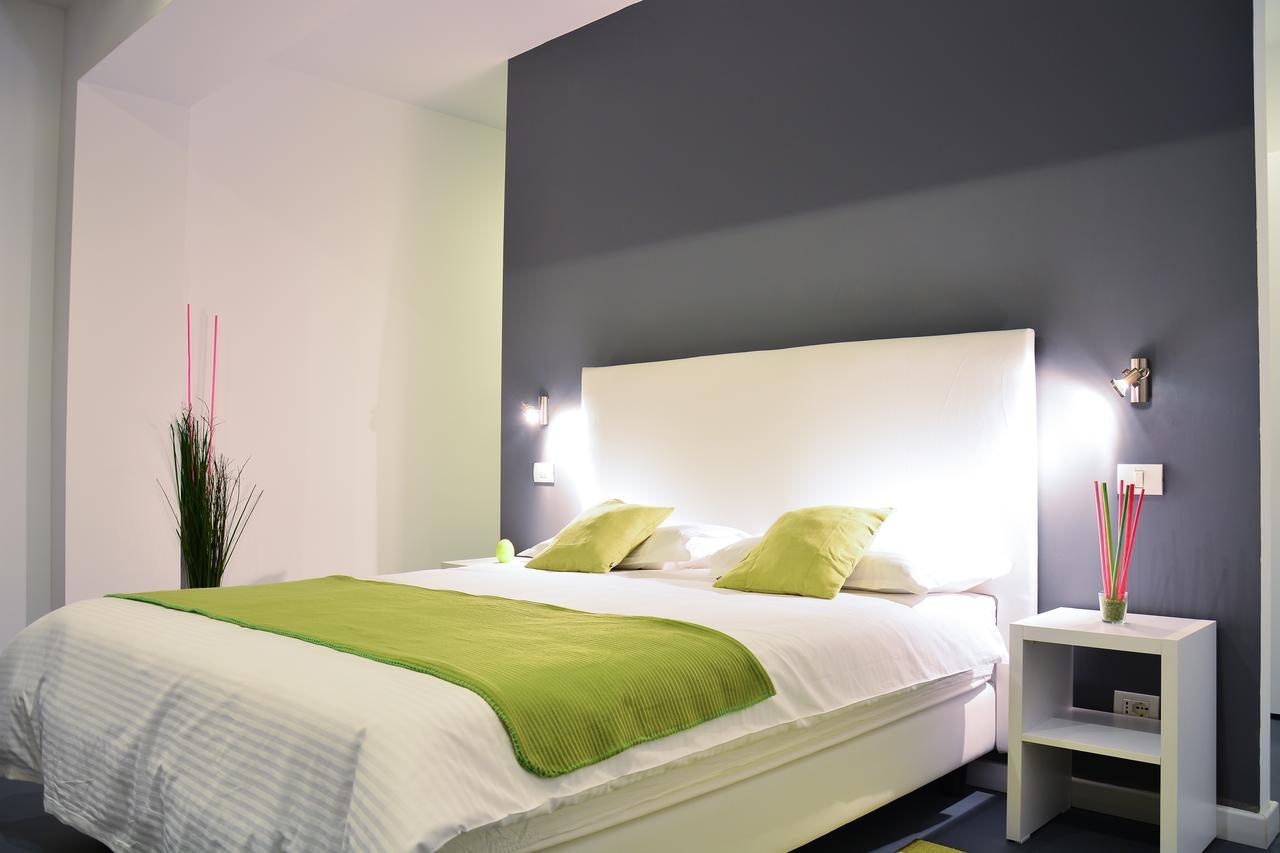 Living Aparthotel Boekarest Buitenkant foto