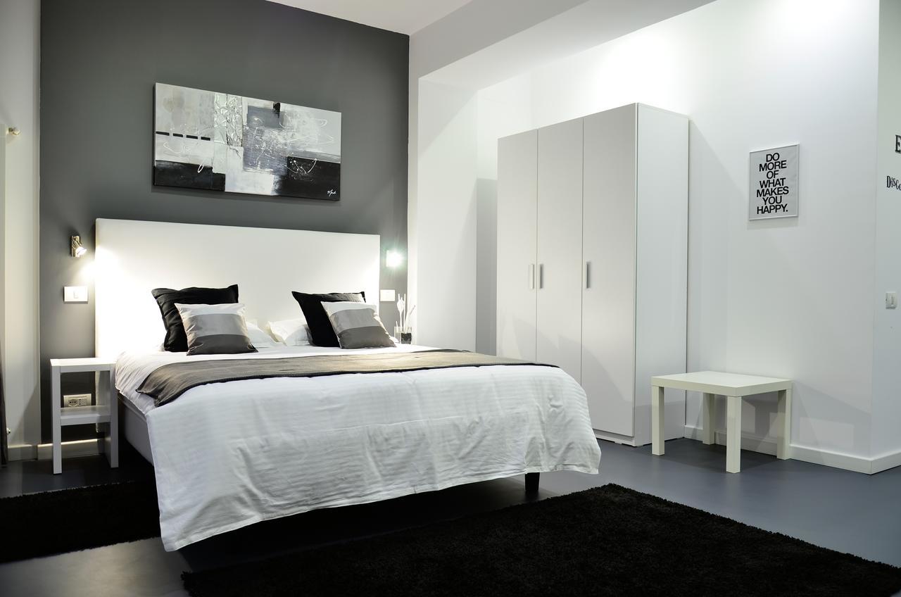 Living Aparthotel Boekarest Buitenkant foto