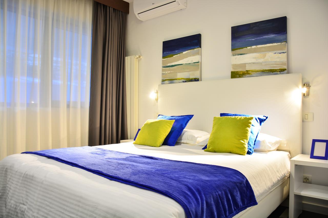 Living Aparthotel Boekarest Buitenkant foto